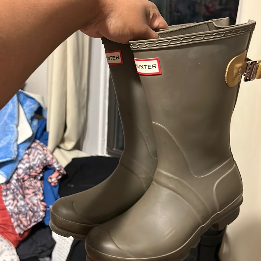 Olive hunter rain boots